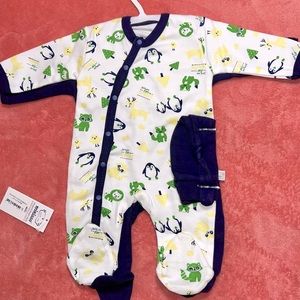 Baby clothes. 2 jumpsuits